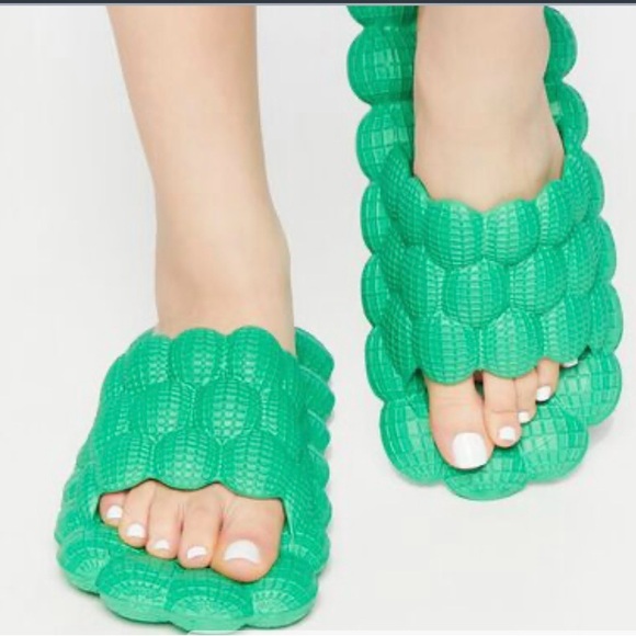Women's Summer Textured Bubble Slides - Picture 2 of 6